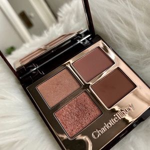 Charlotte Tilbury “Pillow Talk” luxury palette